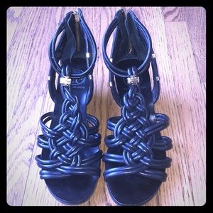 Tory Burch Gorgeous black woven low wedge sandals.